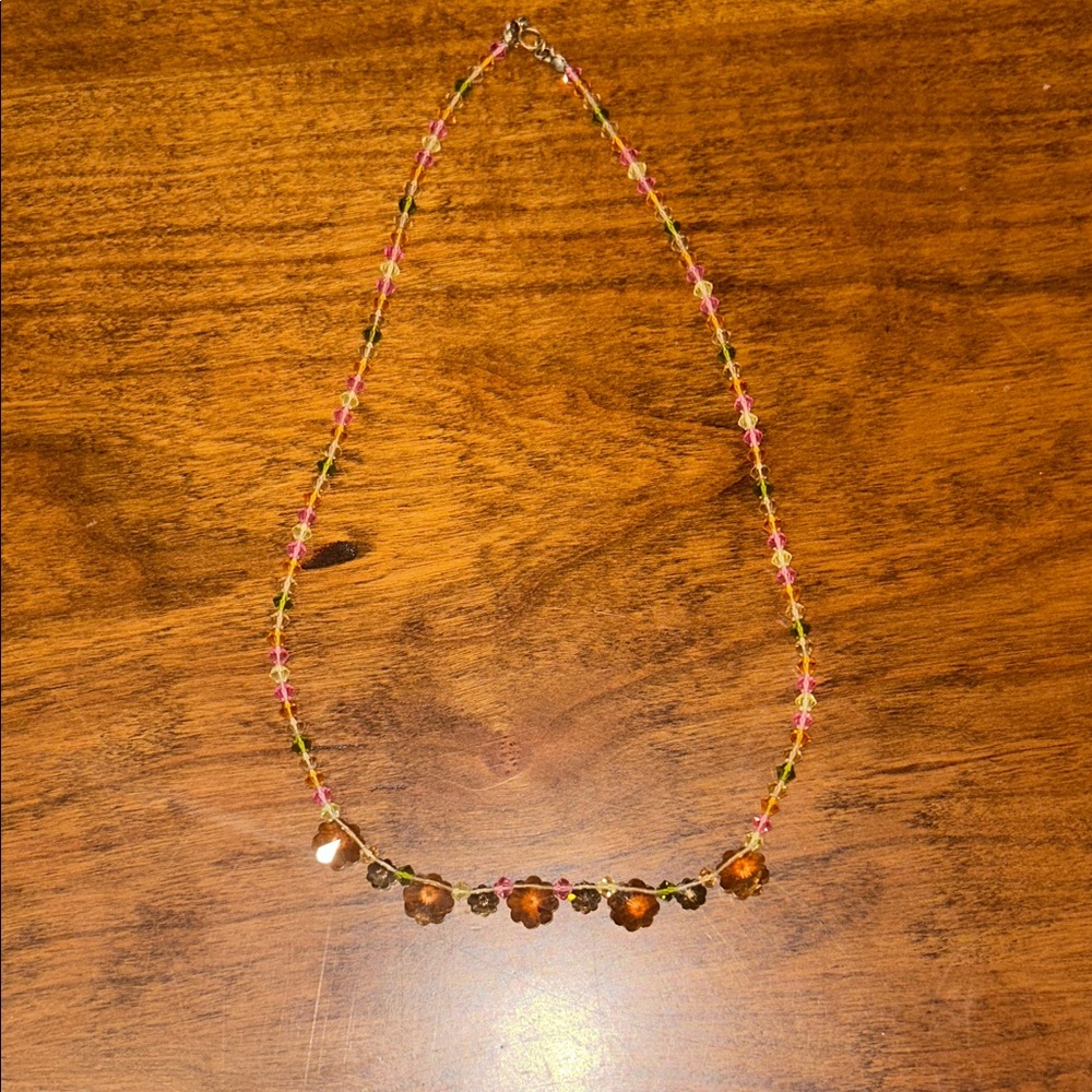 Elegant Floral Necklace with Pink and Brown Accents